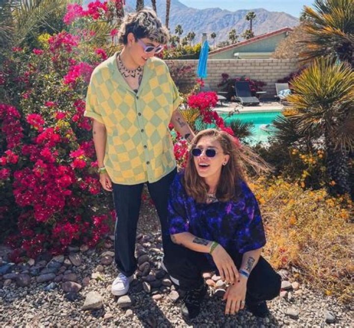 onlyjayus (Isabella Avila)