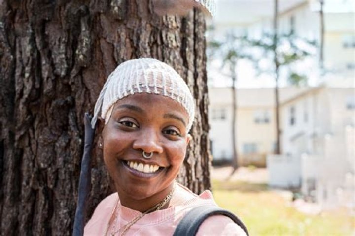 
39-year-old woman, Roslyn Singleton, dies of Cancer 