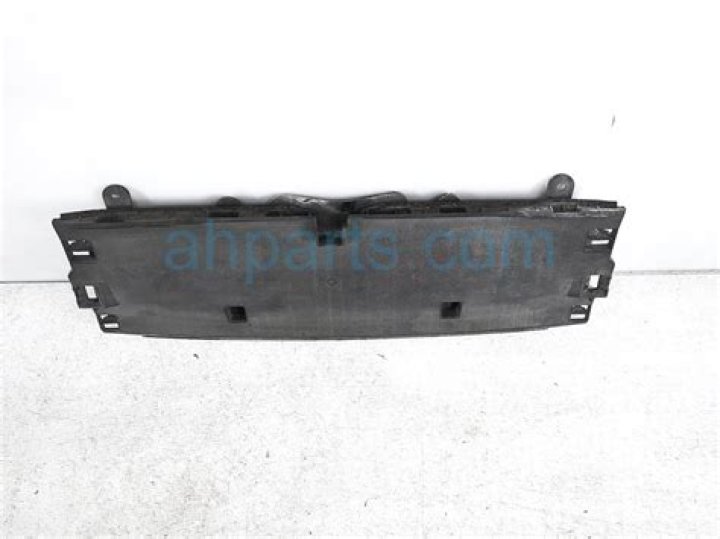 What's the Story Behind Katie Piper's Eye? Why is Katie Piper's Eye Shut? - SarkariResult