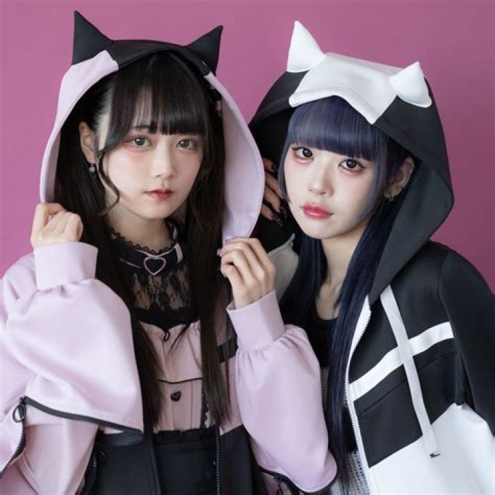 Fellow Travelers Season 1 Ending Explained : Recap, Cast, Review, Spoilers, Streaming, Schedule & Where To Watch? - SarkariResult