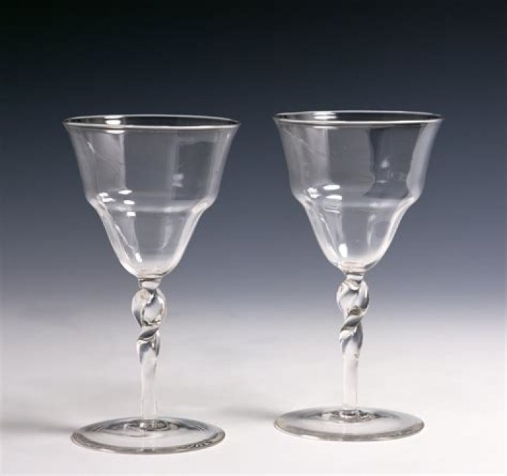 Villain To Kill Chapter 131 Release Date, Recap, Review, Spoilers, Streaming, Schedule & Where To Watch? - SarkariResult