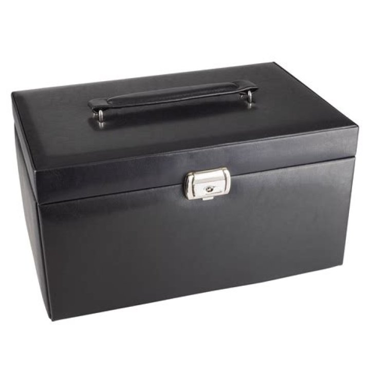 Heather Gay: Truth About Plastic Surgery Rumors. Exploring Heather Gay's Background, Age, and More. - SarkariResult