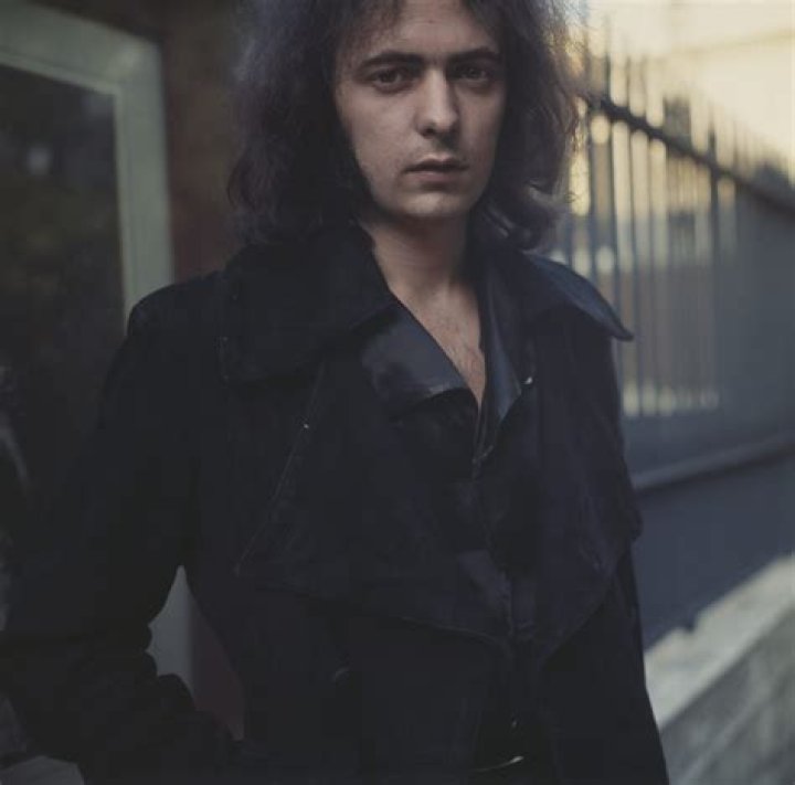 Alan Ritchie Net Worth