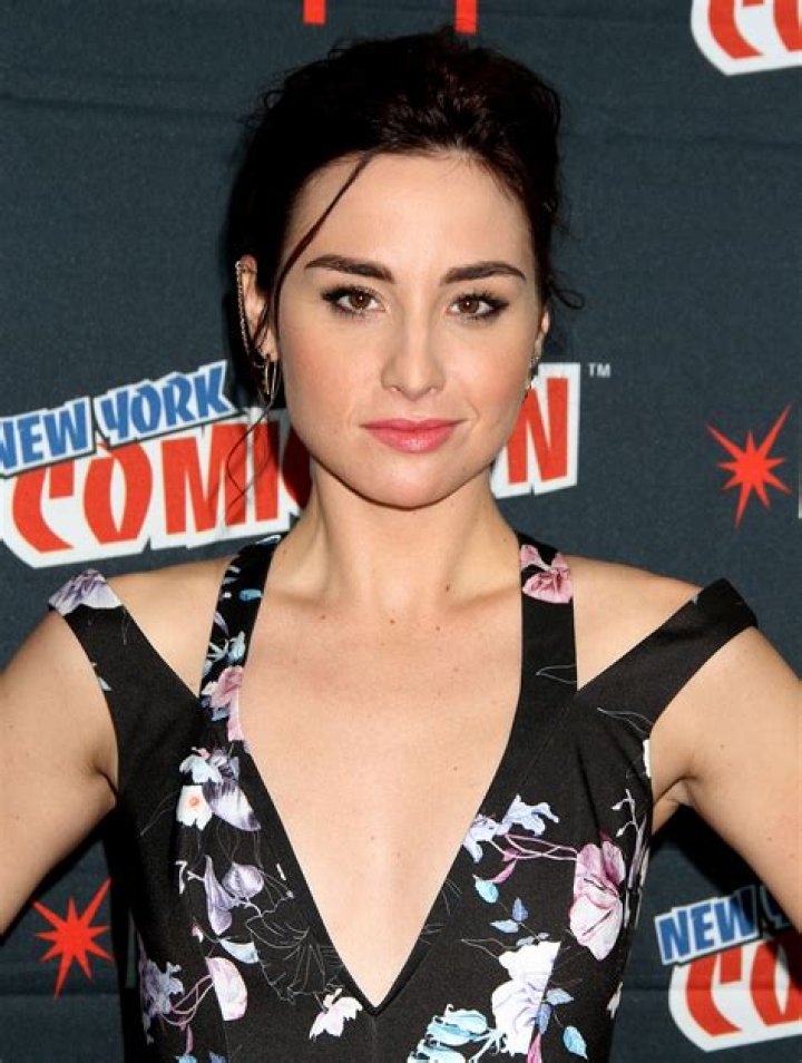 Allison Scagliotti Bio, Wiki, Age, Height, Husband, Drake & Josh, Movies, Tv Shows, and Net Worth.