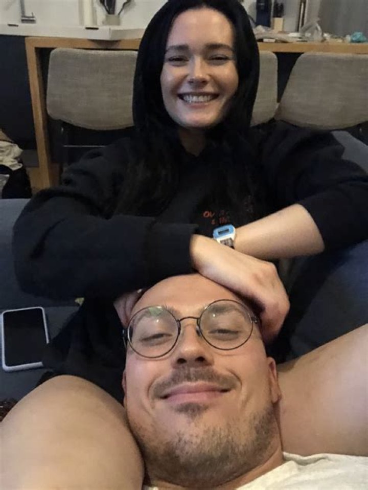 Anthony Fantano: Wife, net worth, tattoos, smoking & body facts