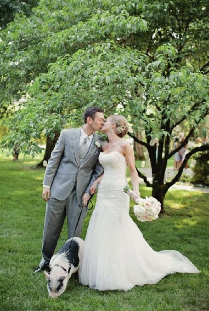 Are Pigman and Junie married? Just Junnie Bikini Pics, Husband, Age and Wikipedia