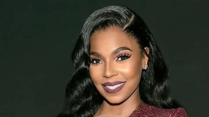 
Ashanti Moore Height, Weight, Net Worth, Age, Birthday, Wikipedia, Who, Nationality, Biography 