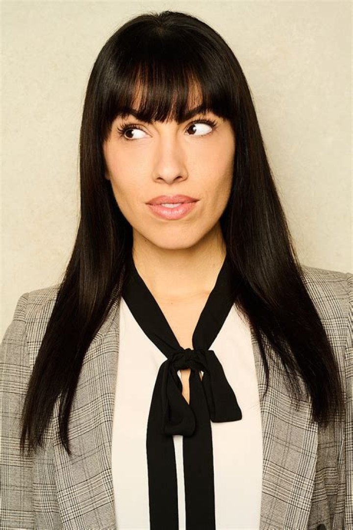 Ashley Ahlquist Net Worth