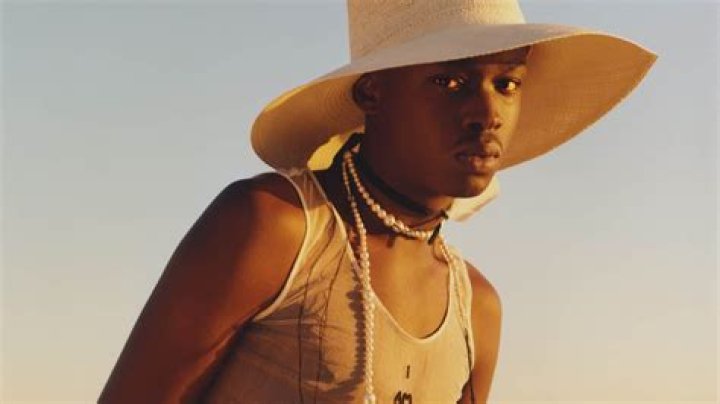 Ashton Sanders Rumors about his Dating Status.