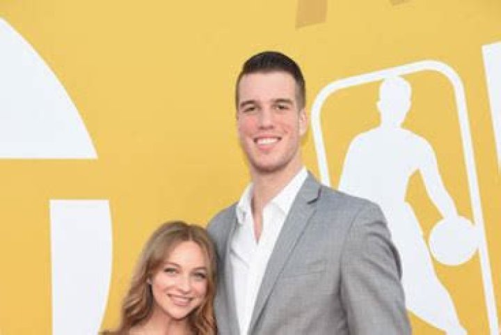 Basketball: Who Is Genesis Davila – Mason Plumlee Wife Or Girlfriend; Age Gap & Net Worth Details
