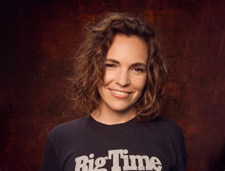 Beth Stelling