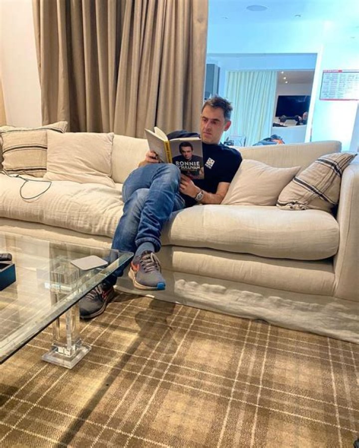 Billy L. Sullivan Net Worth