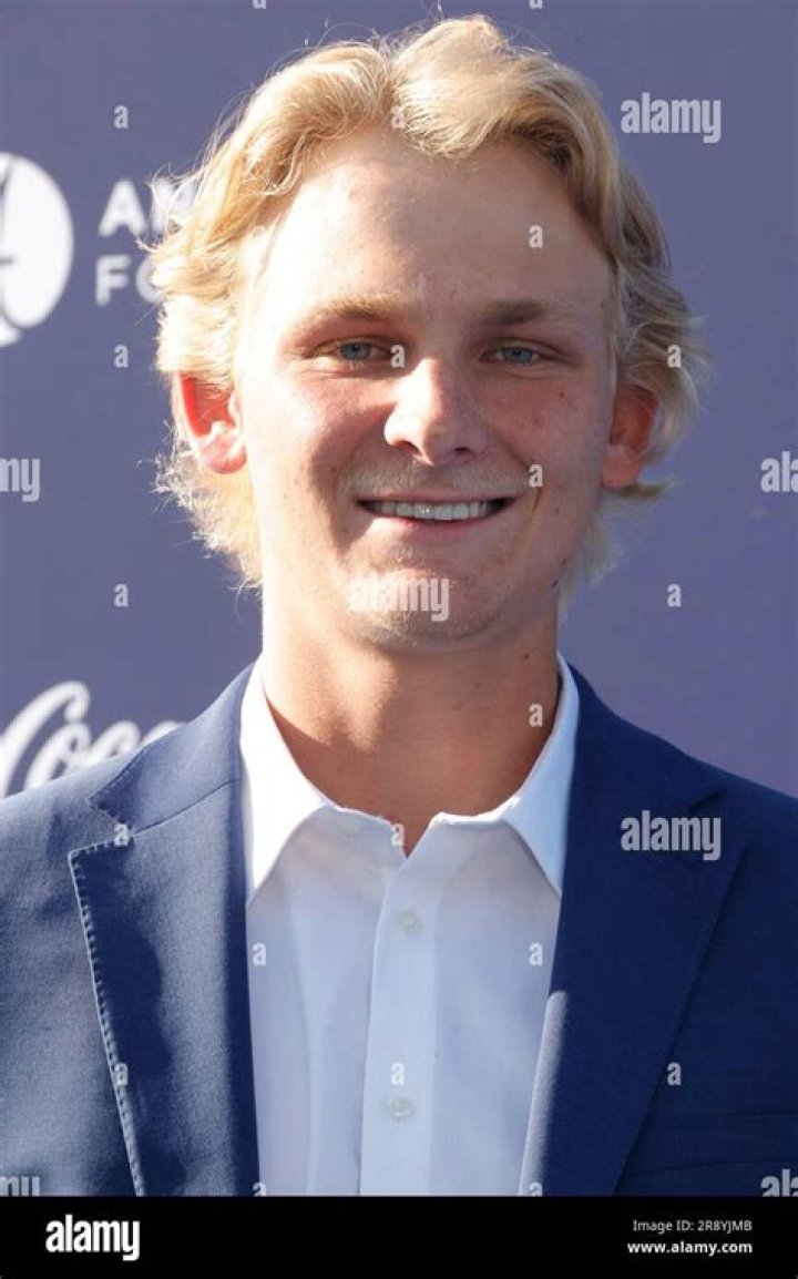 Billy Sheehan Net Worth, Income, Salary, Earnings, Biography