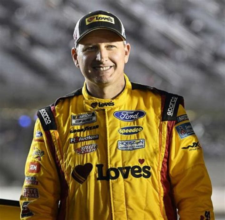 
Blake Harris Nascar: 10 Facts On Alex Bowman Crew Chief 