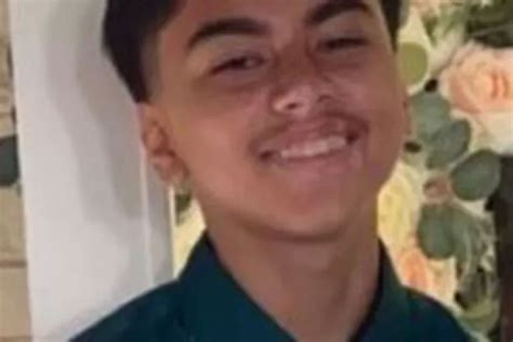 
Boy, 13, Stabbed and Killed Outside of Chick-Fil-A in Los Angeles: ‘Good Kid and a Good Soul’ 