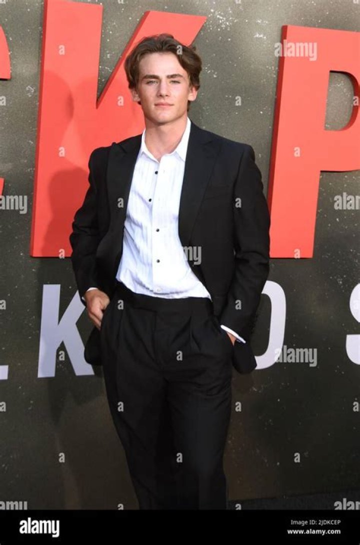 Brady Hepner From The Black One: 10 Facts To Know About The Actor