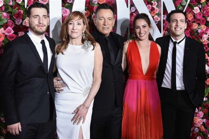 Bruce Springsteen Age, Wife, Children, Family, Height, Net Worth