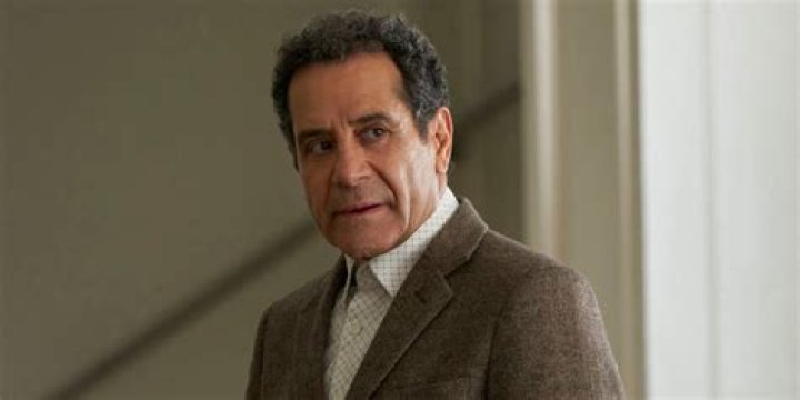 Can Tony Shalhoub play the clarinet?