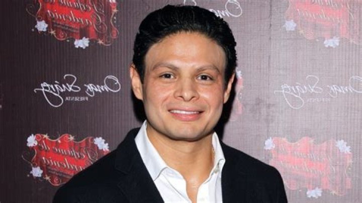 Carlos Medina Net Worth