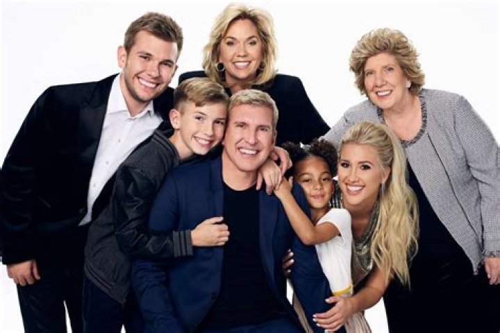 Chase Chrisley Bio, Wiki, Age, Girlfriends, Engaged, Chrisley Knows Best, Teeth and Net Worth.