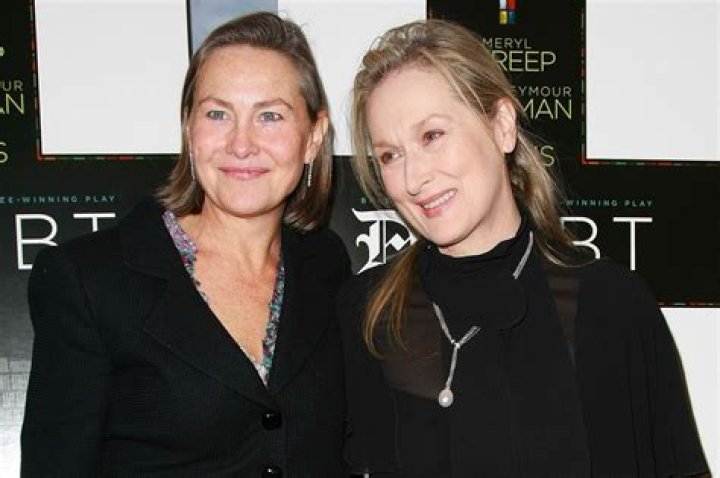 Cherry Jones Height, Weight, Measurements, Bra Size, Shoe Size