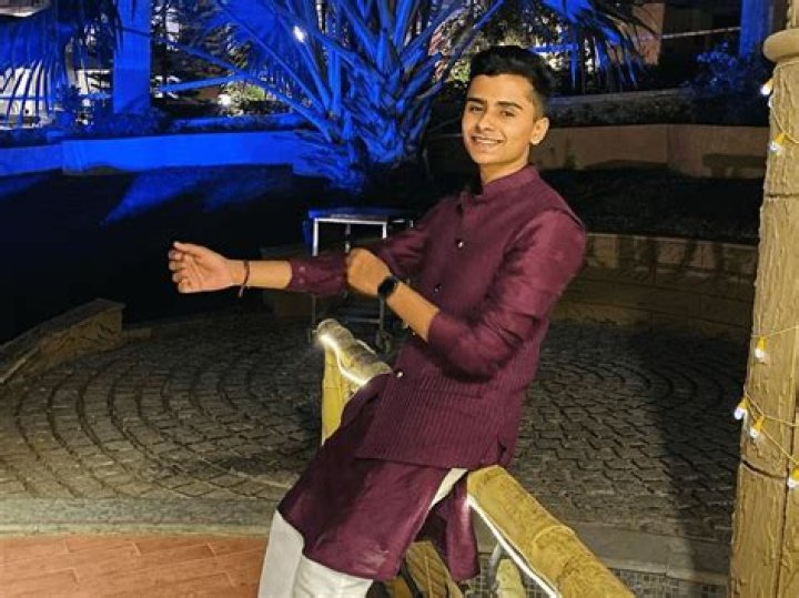 
Chhavi Jain Height, Weight, Net Worth, Age, Birthday, Wikipedia, Who, Nationality, Biography 