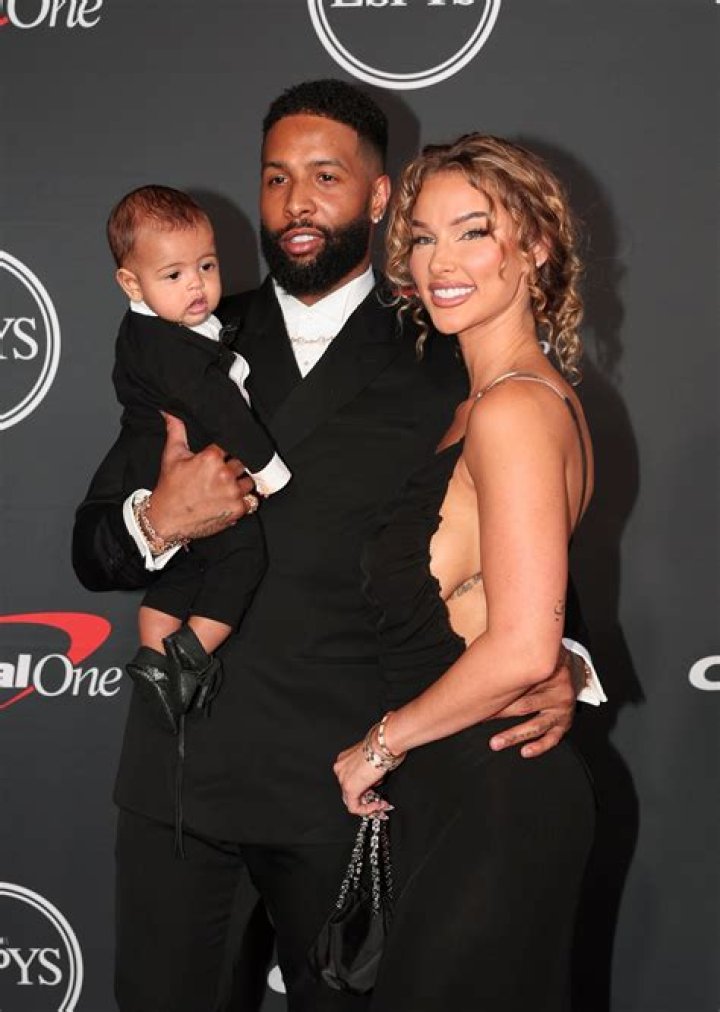 Chris Tanaka Bio, Education, WOIO, Hawaii, Age, Wife, Salary and Net Worth