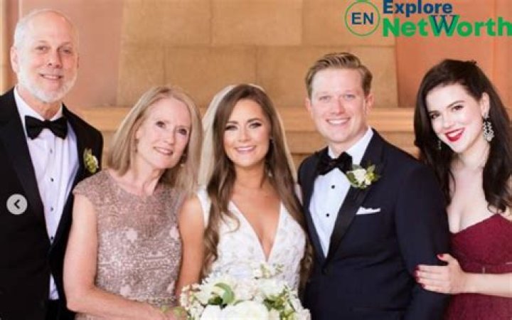 Claudia Jordan Bio, Age, Parents, Husband, Kids, Feet Surgery, Net Worth