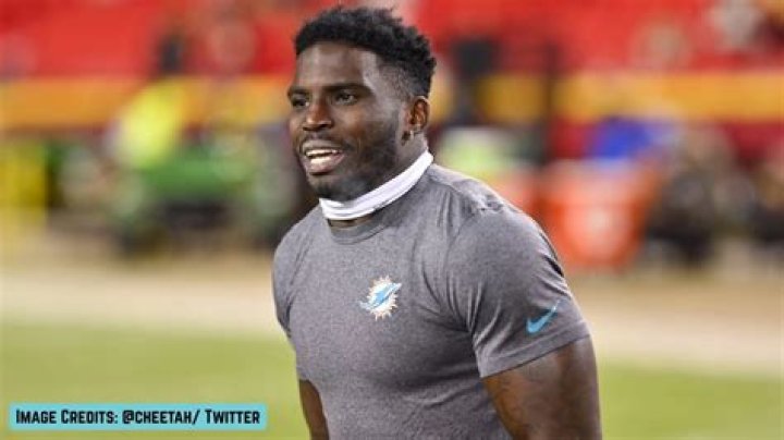 Dallas Goedert’s net worth, fact, career, awards, biography & life story