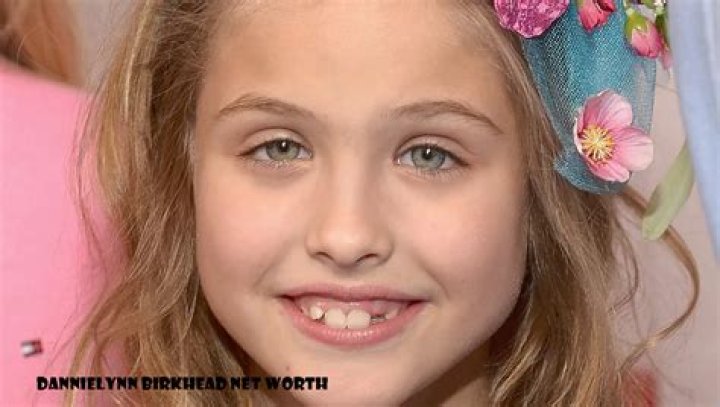 Dannielynn Birkhead Net Worth, Teeth, Age, Wiki: Facts on Anna Nicole Smith’s Daughter – School