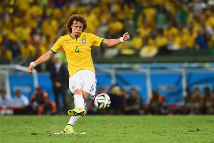 David Luiz Net Worth