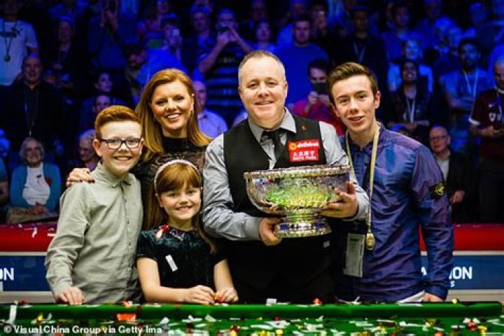 
Denise Higgins Age: How Old Is John Higgins Wife? Their Children And Net Worth 2022 Revealed 