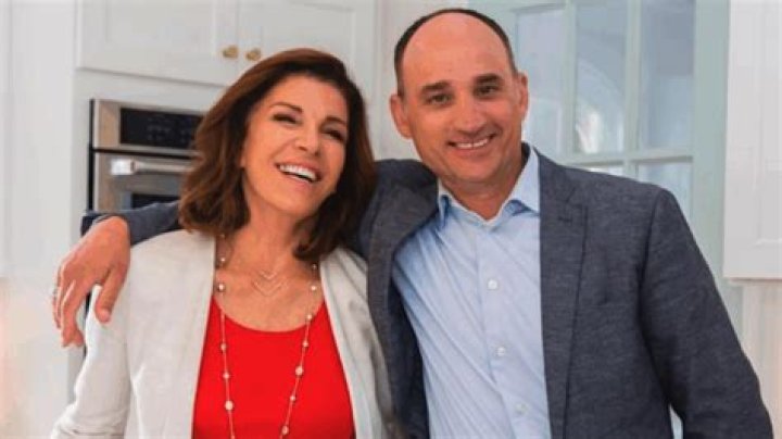 Does Hilary Farr Have A Spouse Or Partner After Separating From Gordon- Details On Her Net Worth In 2022