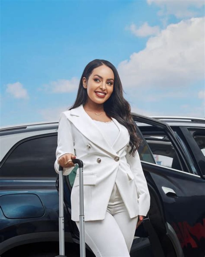 Ebony Monique Solomon Net Worth, Income, Salary, Earnings, Biography