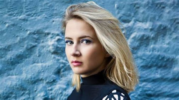 Eliza Bennett Net Worth