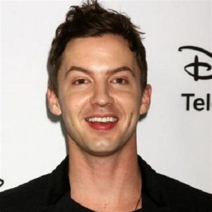 Erik Stocklin Height, Weight, Net Worth, Age, Birthday, Wikipedia, Who, Nationality, Biography