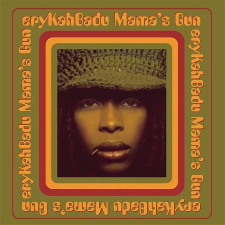 Erykah Badu’s
Kiss Me On My Neck Lyrics