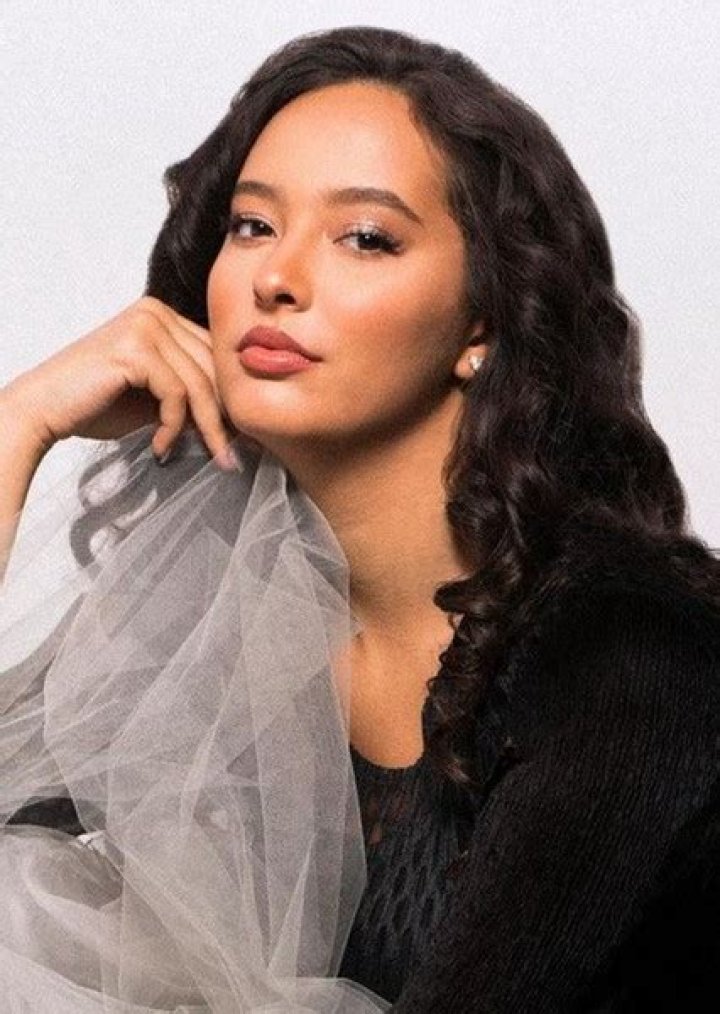 Faouzia Ouihya Height, Weight, Net Worth, Age, Birthday, Wikipedia, Who, Instagram, Biography