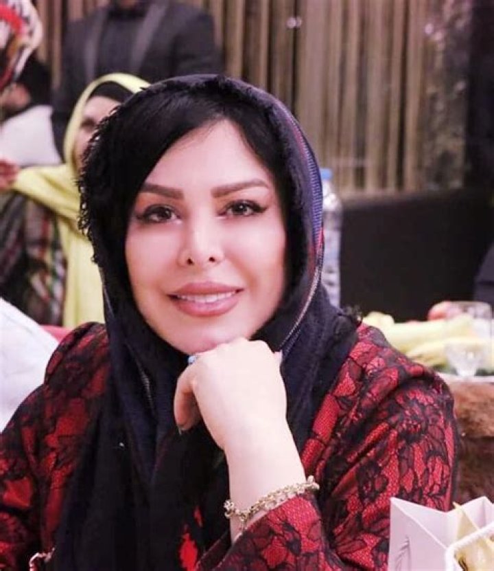 Felor Nazari Net Worth