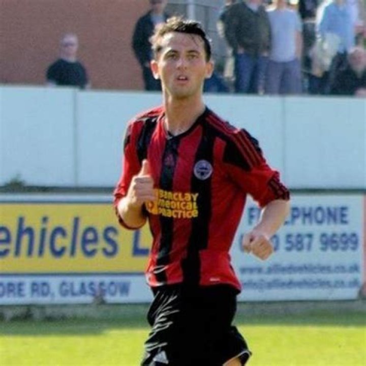 
Former Scottish Player, Gavin Stokes, 30, Dies in a Fatal Automobile Accident 