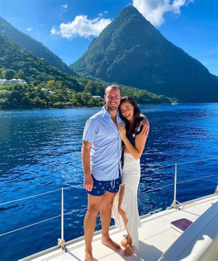 Fox 4: Is Lauren Przybyl Pregnant? Age and Husband