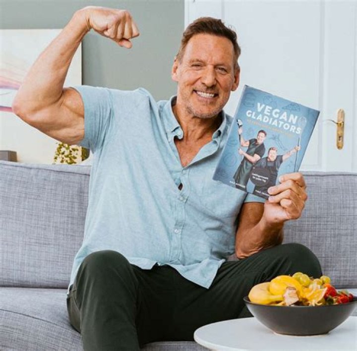 
Gary Moeller Height, Weight, Net Worth, Age, Birthday, Wikipedia, Who, Nationality, Biography 