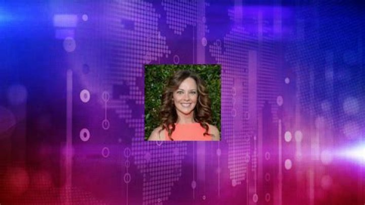 Ginifer King Net Worth