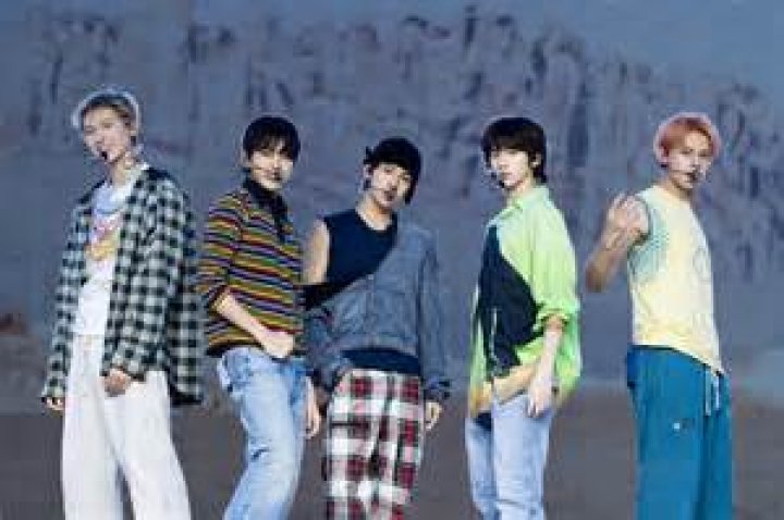 
Grupo Niche Wikipedia, Nationality, Biography 