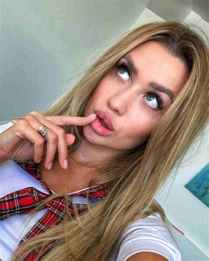 
Hailey Kae Height, Weight, Net Worth, Age, Birthday, Wikipedia, Who, Nationality, Biography 