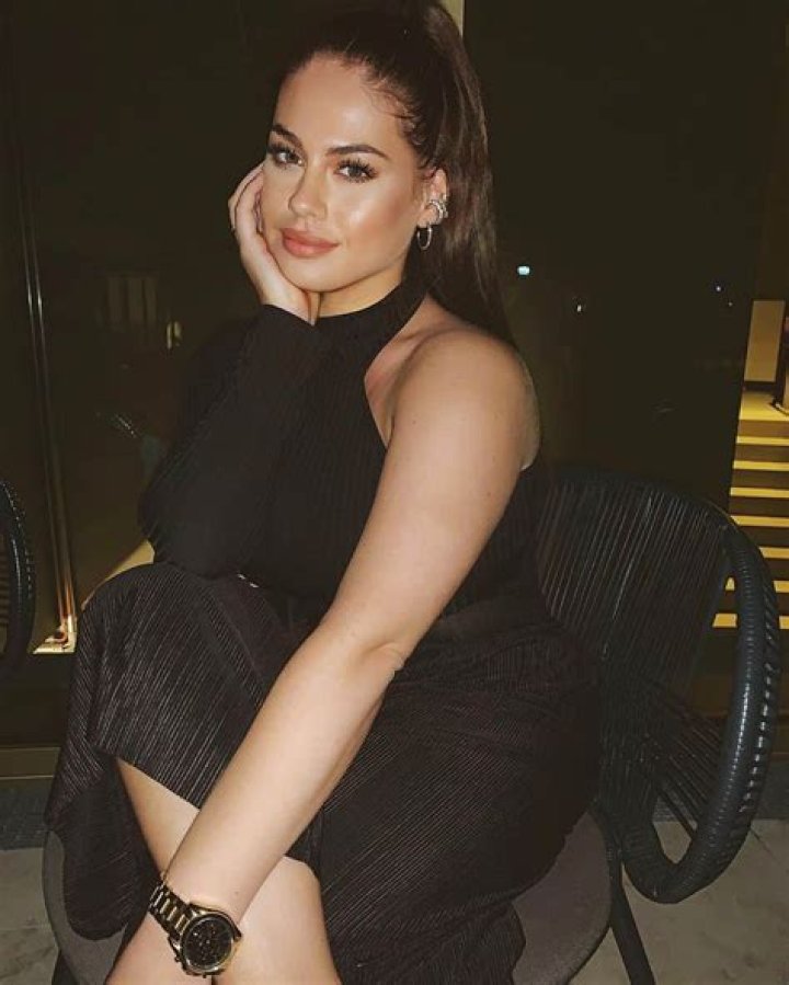 
Hanna Wilperath Height, Weight, Net Worth, Age, Birthday, Wikipedia, Who, Nationality, Biography 