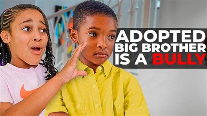 Has Gary Kemp got a brother? Does Gary Kemp have a brother?