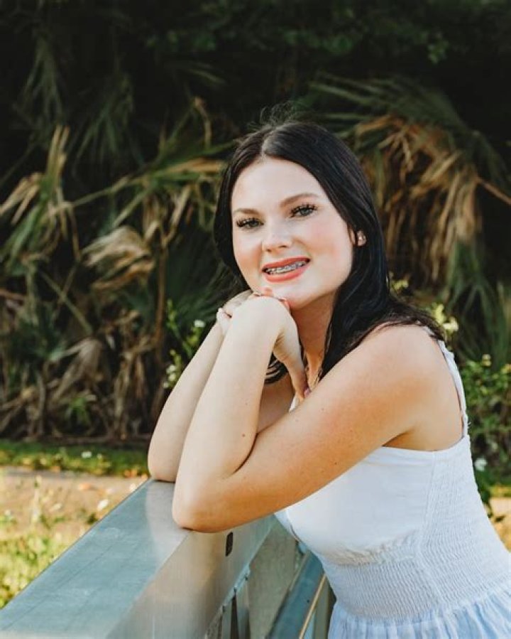 
Here Is Everything You Need to Know About Westworld Cast Evan Rachel Wood Weight Loss Journey 