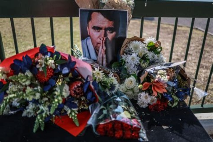 How did Charlie Rob and Glenn meet?