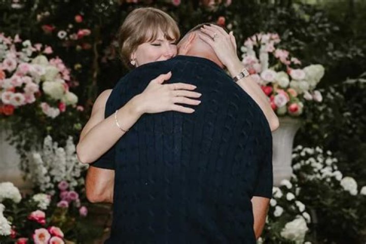 How did Taylor Rooks get famous?